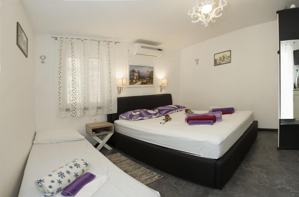 Guesthouse Aleto Spalato Esterno foto
